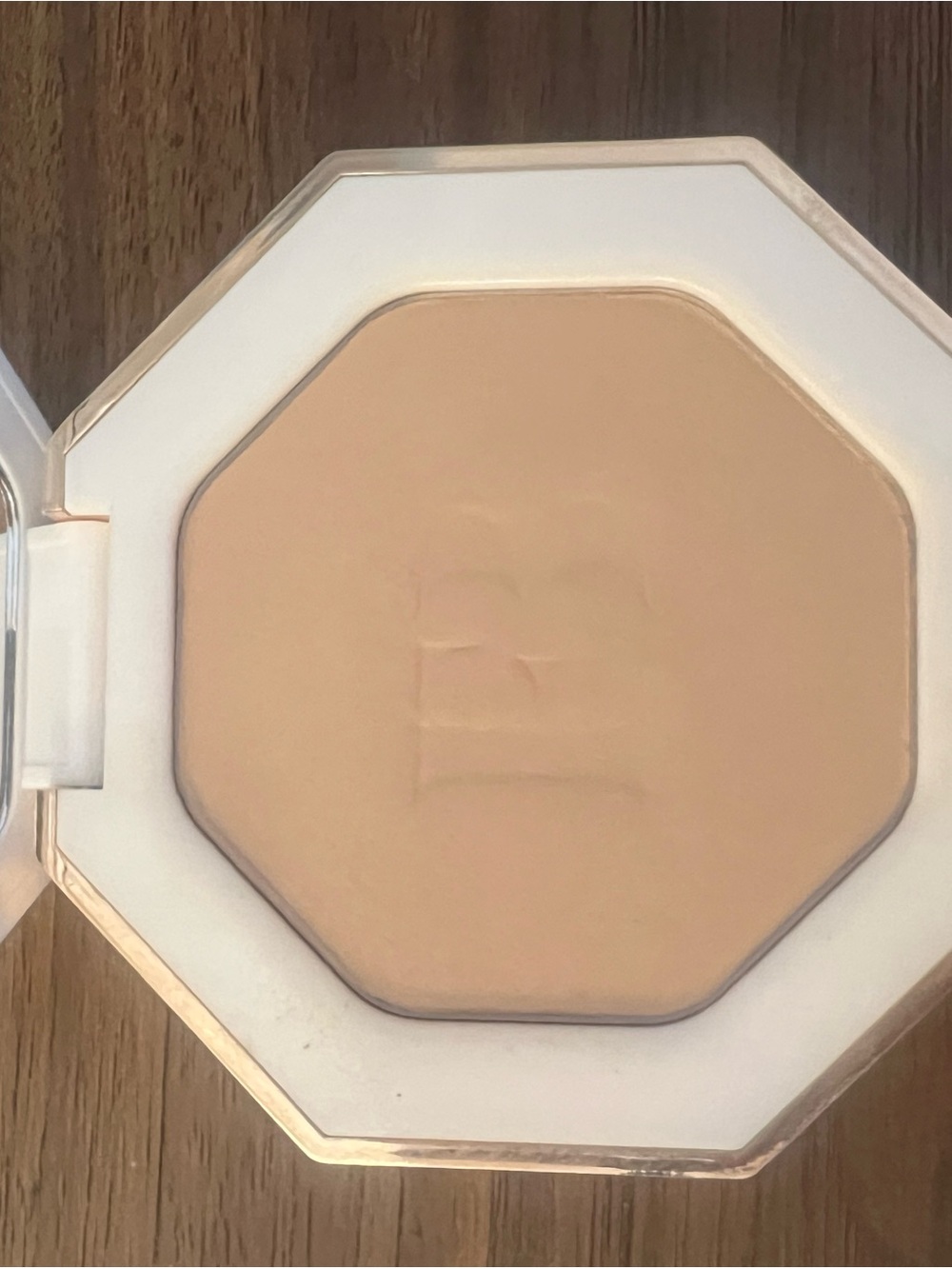Fenty Beauty Sun Stalk'r Instant Warmth Bronzer in Inda Sun - Picture 2 of 2